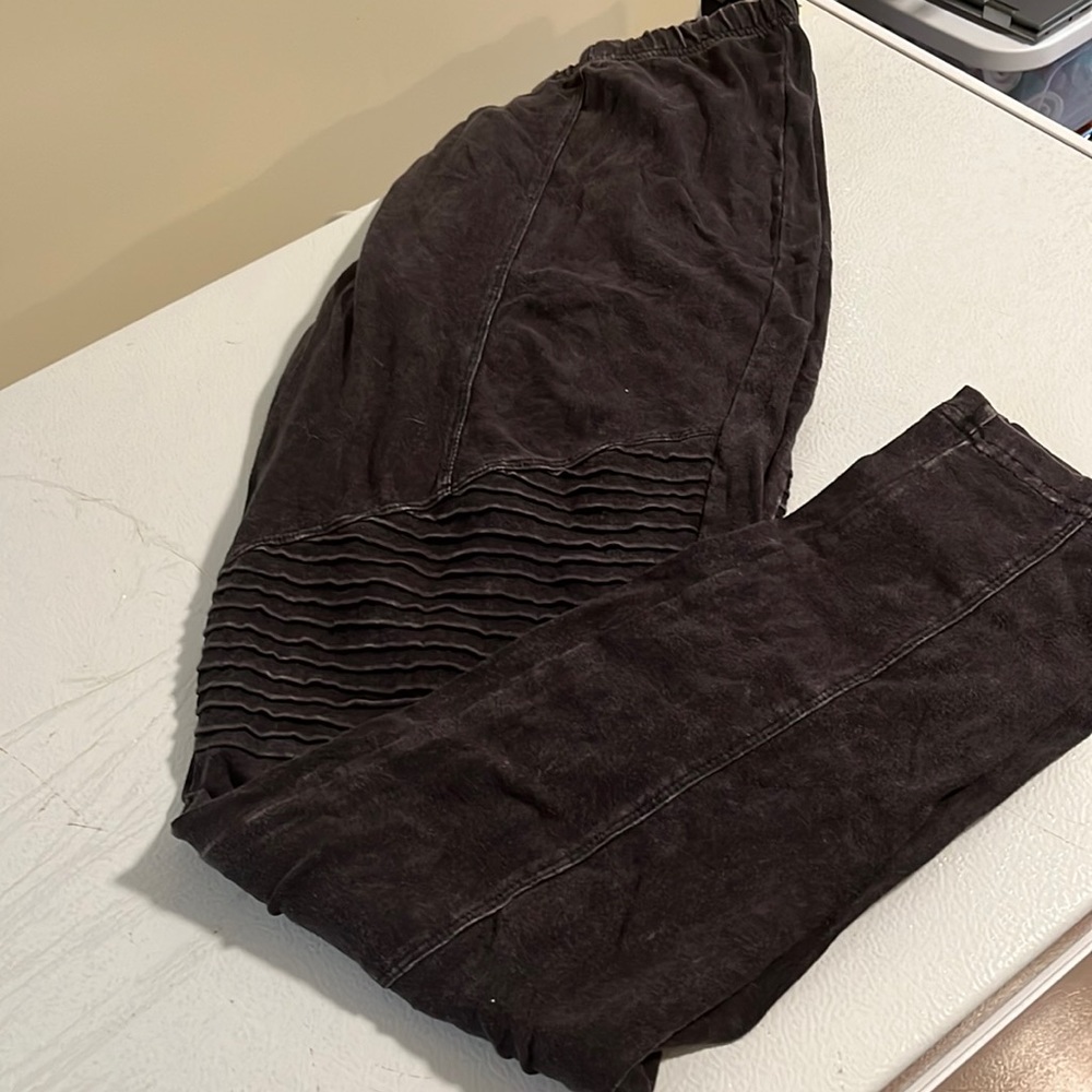 Torrid leggings